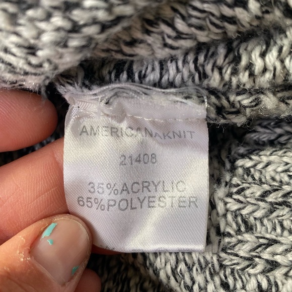 Americana Women's Long Cardigan Hooded Button Up Long Sleeve Sweater Size M/L - Picture 7 of 10